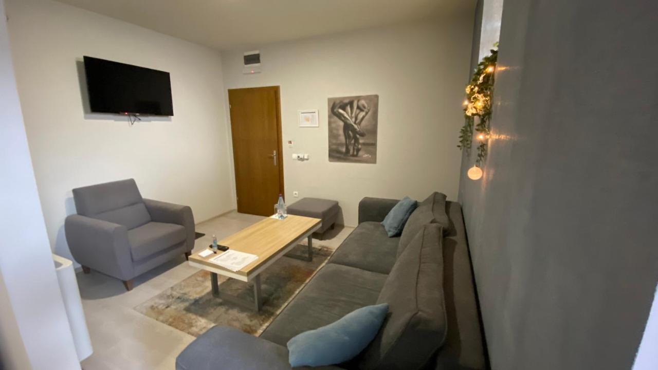 Vonamor Rooms Novi Sad Ngoại thất bức ảnh